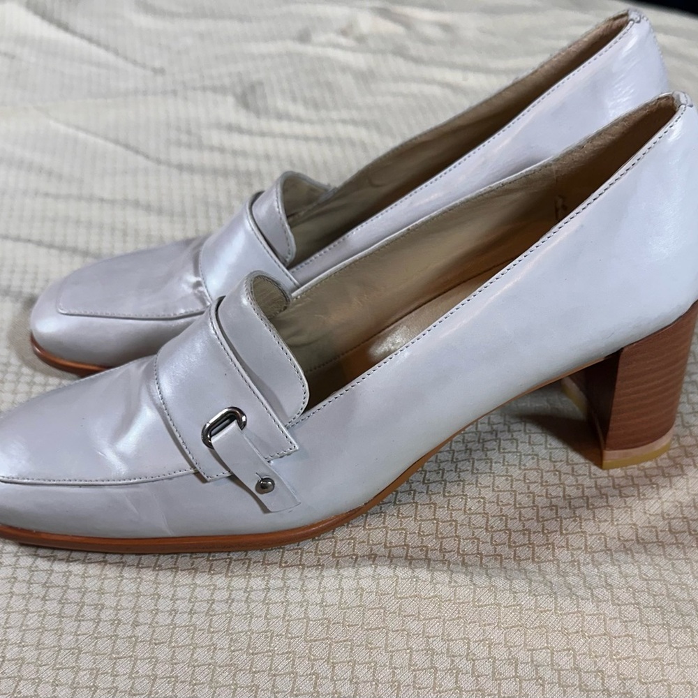 Elegant Gray Women's Loafers ( Made in Brazil)